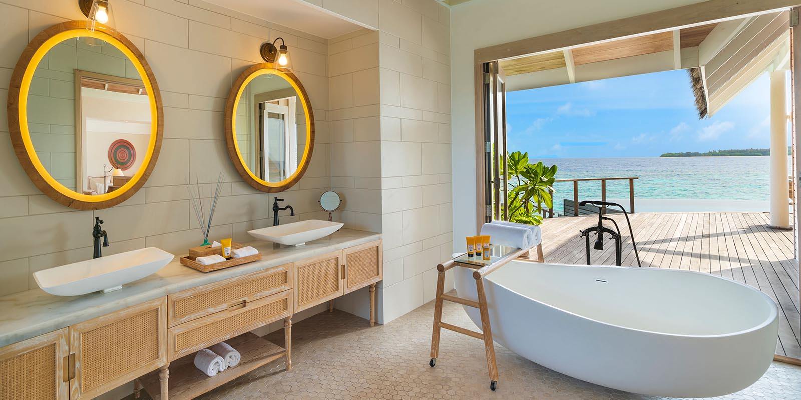 モルディブの水上ヴィラ（プール付き） | ミライドゥの水上の宿泊施設